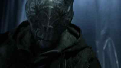 [ Cracking sound ] - Falling Skies