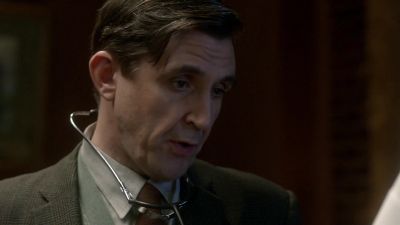 Crackles... - Call the Midwife