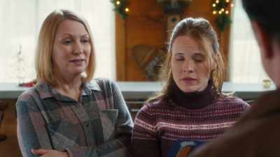 Craft beers at Frosty's? - A Very Vermont Christmas