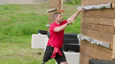 Craig:
Moves on to the ski wall. - Canada's Ultimate Challenge
