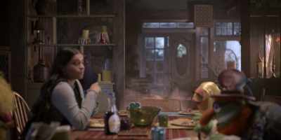- (CRASHING)
- (ALL GASP) - The Muppets Mayhem