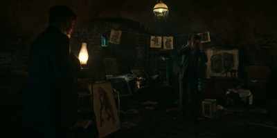 Crawls behind the eyes,
and it... it ma... it makes you crazy. - Guillermo del Toro's Cabinet of Curiosities