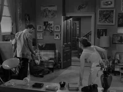 Crazy dames! - The Twilight Zone