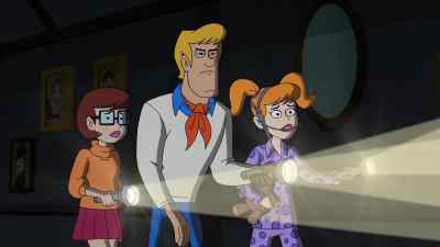 -(CREAKING)
-(ALL GASPING) - Be Cool, Scooby-Doo!