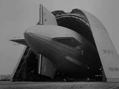 [creaking] - Here Comes the Navy