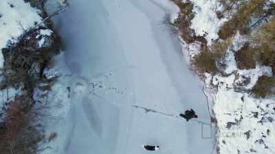 (creaking) - Life Below Zero: First Alaskans
