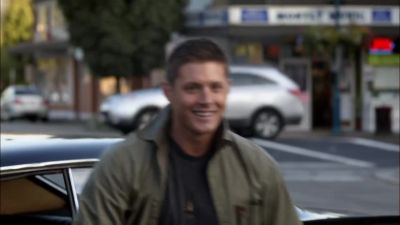 [CREW CHEERING, CLAPPING] - Supernatural