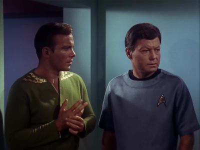 Crewman, report to the lab! - Star Trek