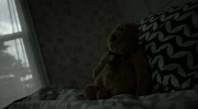 (CRICKETS CHIRPING) - Eli Roth Presents: A Ghost Ruined My Life