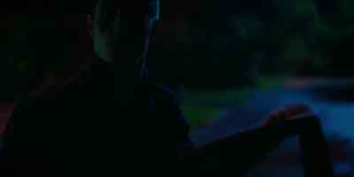 (crickets chirping)
(suspenseful music) - Condor
