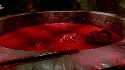 "Crimson Peaks" ghosts were
victims - Eli Roth's History of Horror