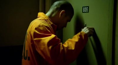 Crispin, open the door. - The Strain