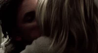 Cristina, wait. - 21 Grams