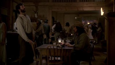 Crop ears is dying up there. - Deadwood