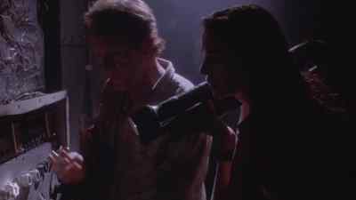 - Cross your fingers. - Mind Ripper