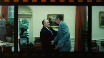 (crow cheering) - Divide and Conquer: The Story of Roger Ailes