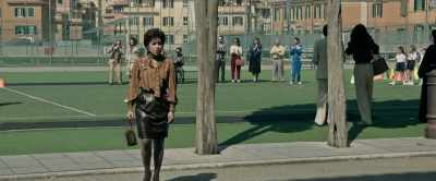 [CROWD APPLAUDING] - House of Gucci
