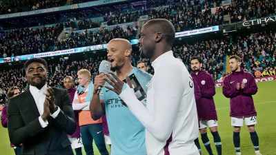 [crowd applauding] - All or Nothing: Manchester City