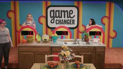 (crowd applauds) - Game Changer