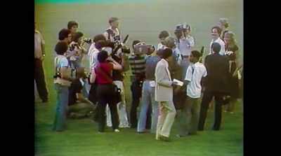 [crowd booing] - The Bee Gees: How Can You Mend a Broken Heart
