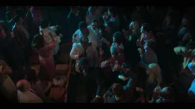 CROWD: (CHANTING)
Ali! Ali! Ali! Ali! - Fight Night: The Million Dollar Heist
