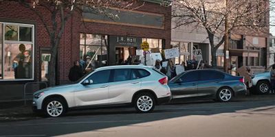 (CROWD CHANTING) Fur is murder!
Fur is murder! - Yellowstone