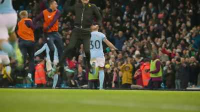[crowd cheer] - All or Nothing: Manchester City