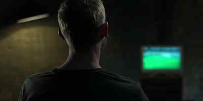 [CROWD CHEERING ON TV] - Sniper: The Last Stand