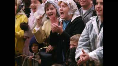 [crowd cheering] - First Ladies