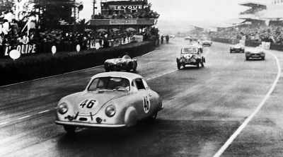 (crowd cheering) - The Cars That Made the World