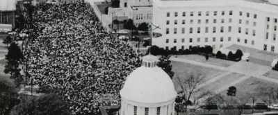 (crowd cheering) - Uncle Tom