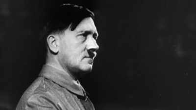 (crowd cheering) - Hitler's Gold
