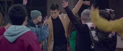 [crowd cheering] - Step Up: Year of the Dance