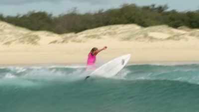 [ Crowd cheering ] - Reef Break