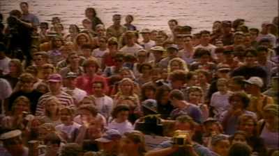 ( crowd cheering ) - Momentum Generation