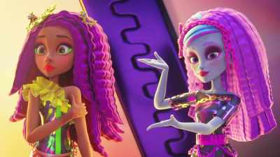 (CROWD CHEERING) - Monster High: Electrified