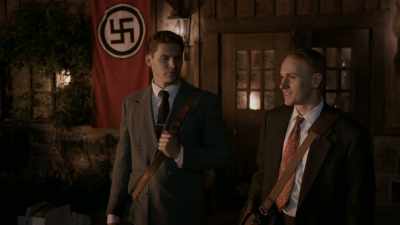 [crowd cheering] - Escape from Germany