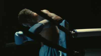 (crowd cheering) - Uppercut