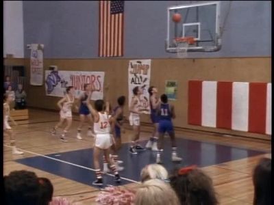 [ CROWD CHEERING ] - The Wonder Years