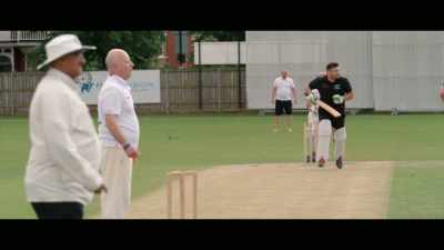 (crowd cheering) - David Holmes: The Boy Who Lived