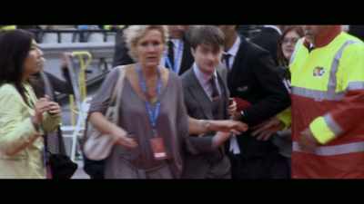 (crowd cheering) - David Holmes: The Boy Who Lived