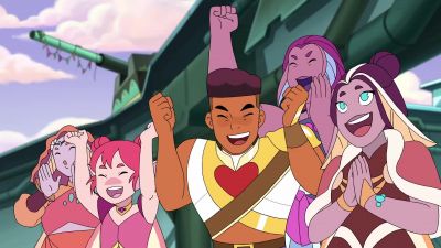 [crowd cheering] - She-Ra and the Princesses of Power