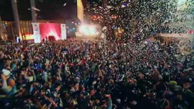 [crowd cheering] - Offside: The Harold Ballard Story