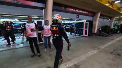 [crowd cheering] - Formula 1: Drive to Survive