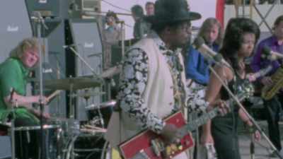 Crowd: [cheering] - Little Richard: I Am Everything
