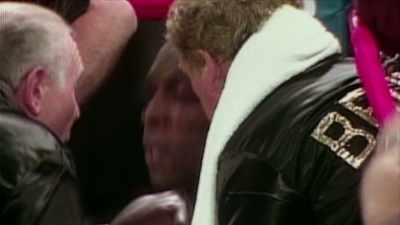 (crowd cheering) - Bruno v Tyson