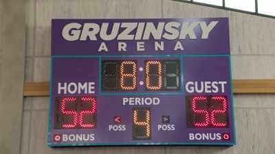 -[crowd cheering]
-[whistle blows] - Big Shot