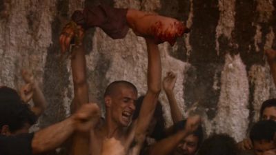 (CROWD CHEERlNG) - Game of Thrones