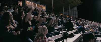 (crowd cheers) - Lady Driver