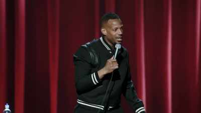 [crowd cheers] - Marlon Wayans: Woke-ish